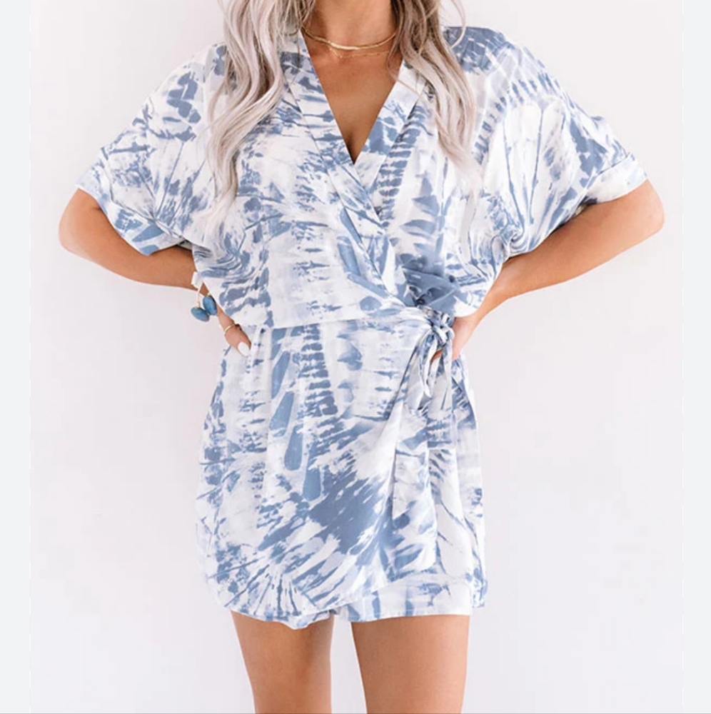 Umgee Blue and White Floral Romper with Flutter Sleeves